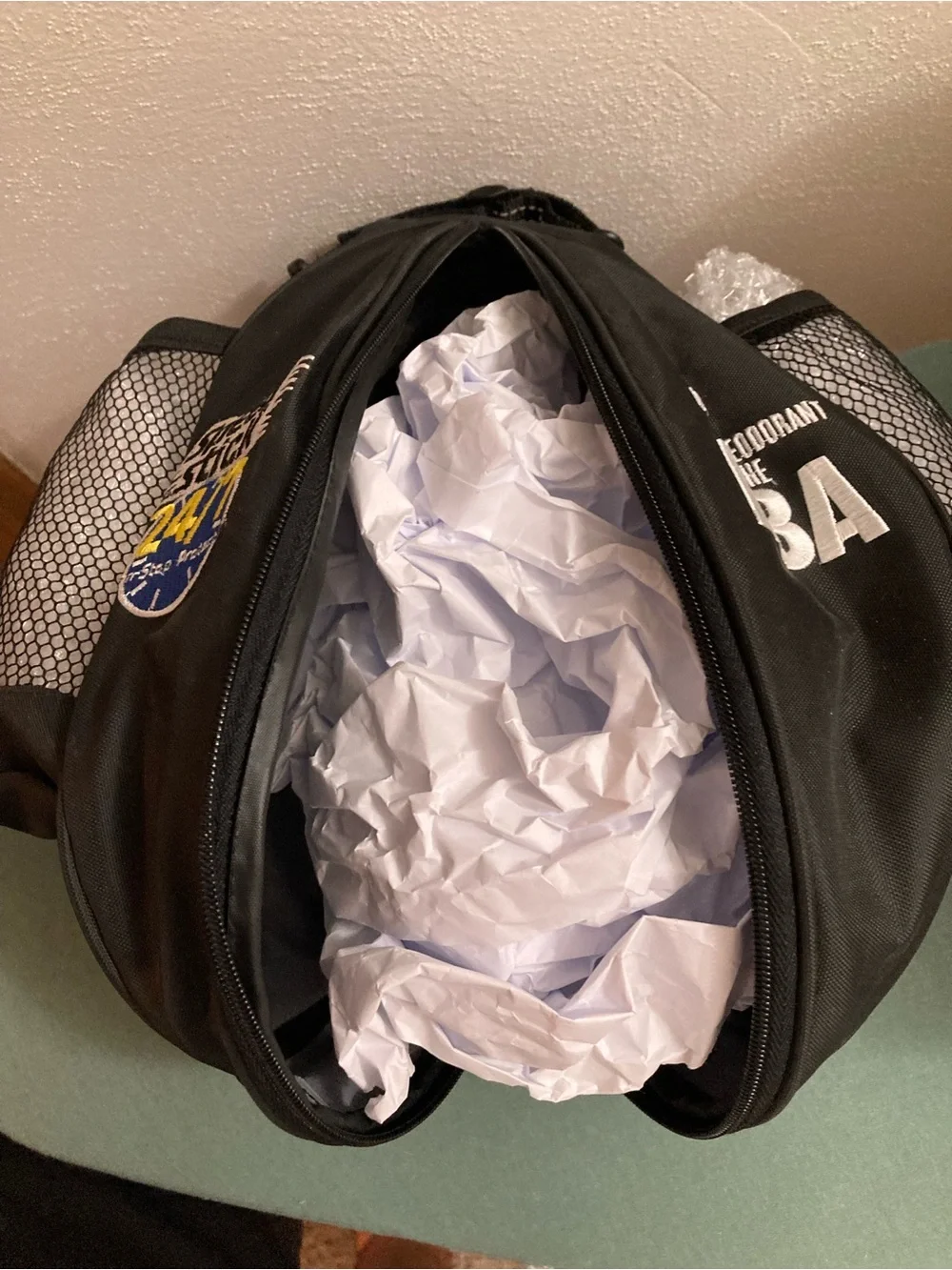 New Speed Stick 24/7 - Sponsor Of The NBA Basketball Bag Advertisement